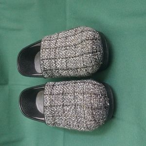 Dansko clogs size 8.5 grey